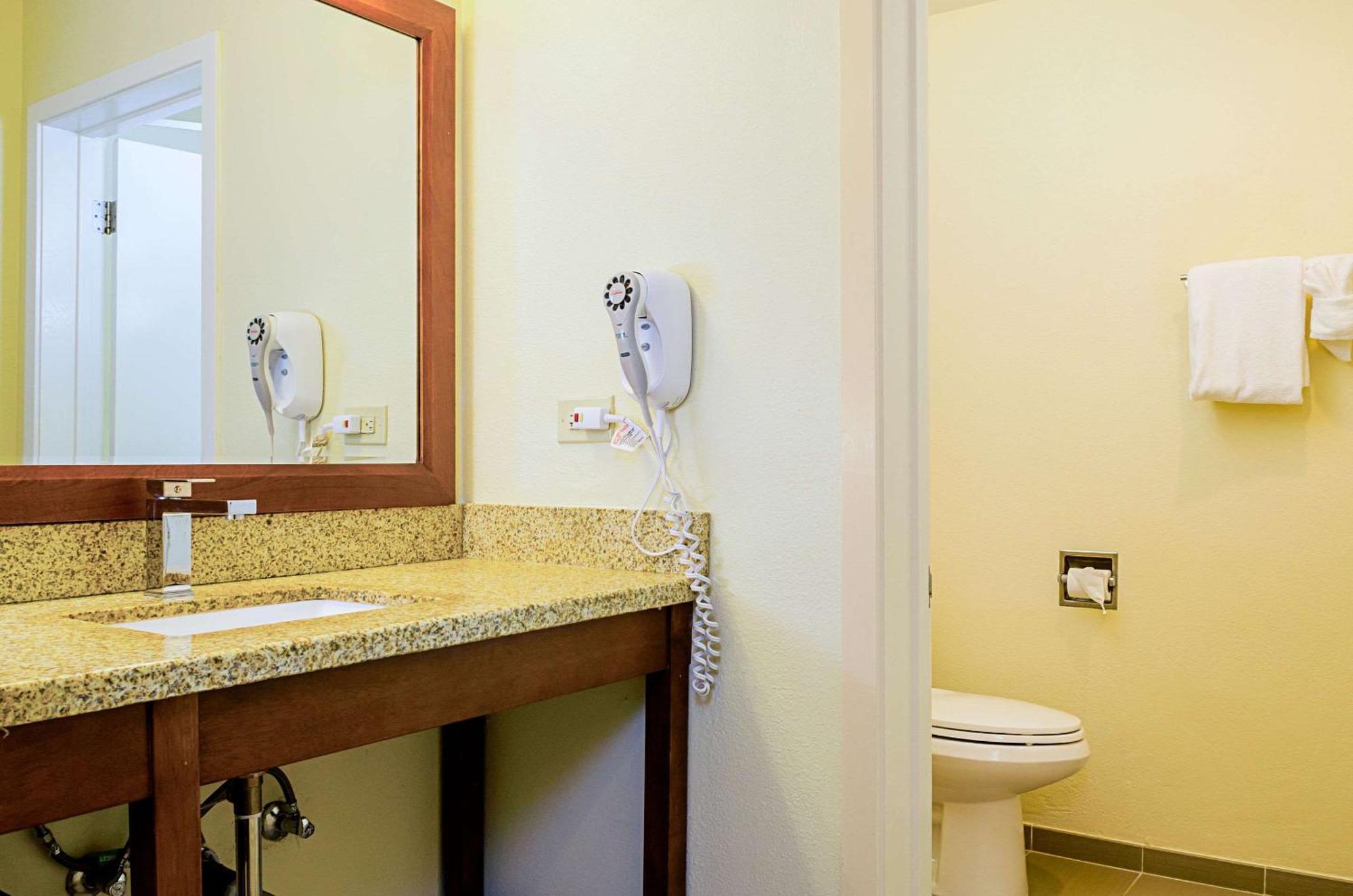 Comfort Inn Monterey Peninsula Airport Εξωτερικό φωτογραφία